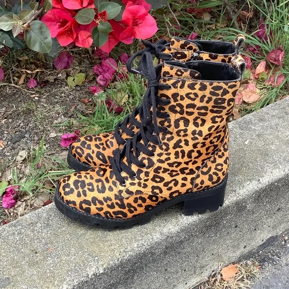 Schutz Leopard Print Boots Women Size 6.5 B - Picture 1 of 12